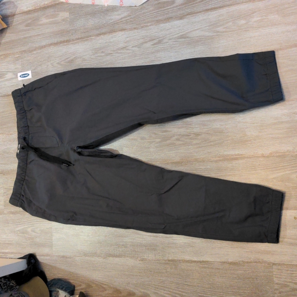 NWT - Old Navy Ultimate Tech Built In Flex Joggers